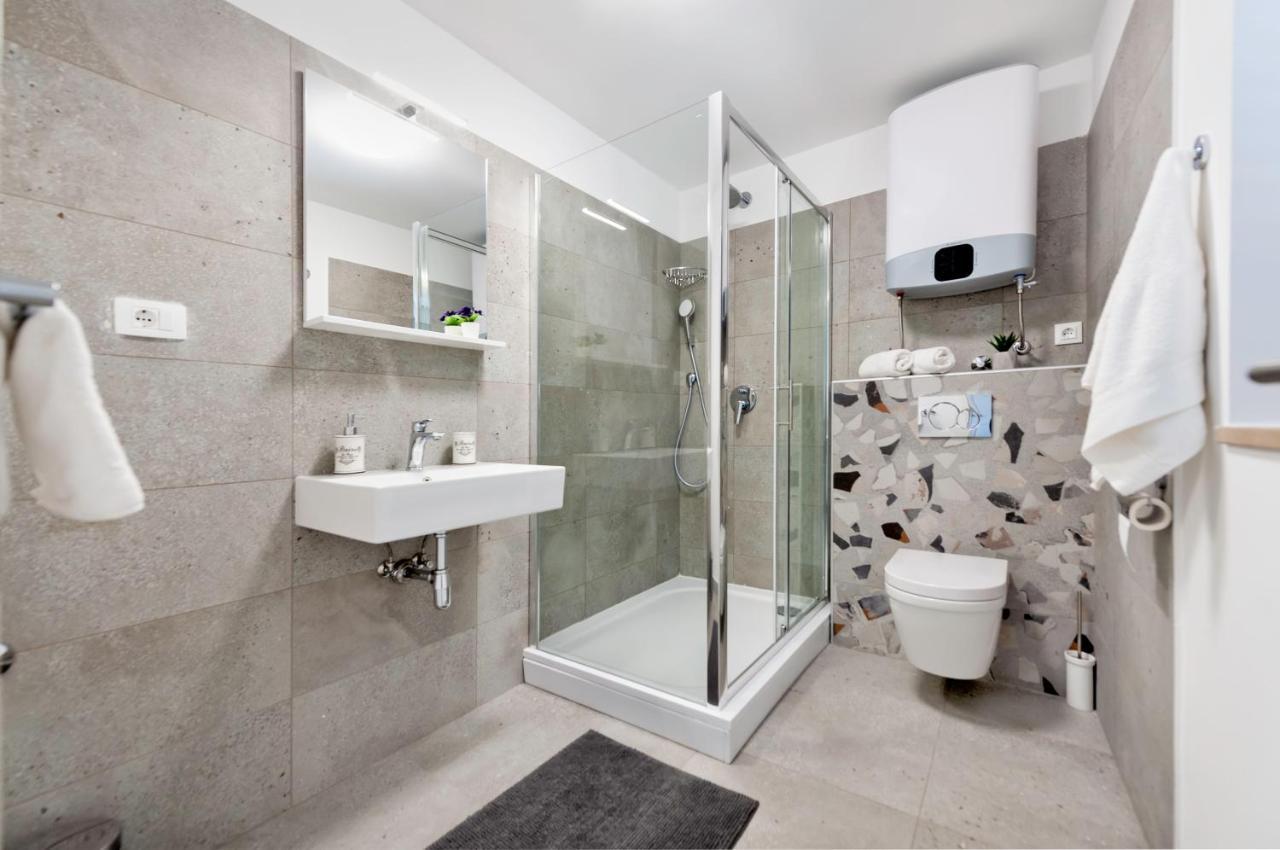 רוביני City Comfort Apartments מראה חיצוני תמונה